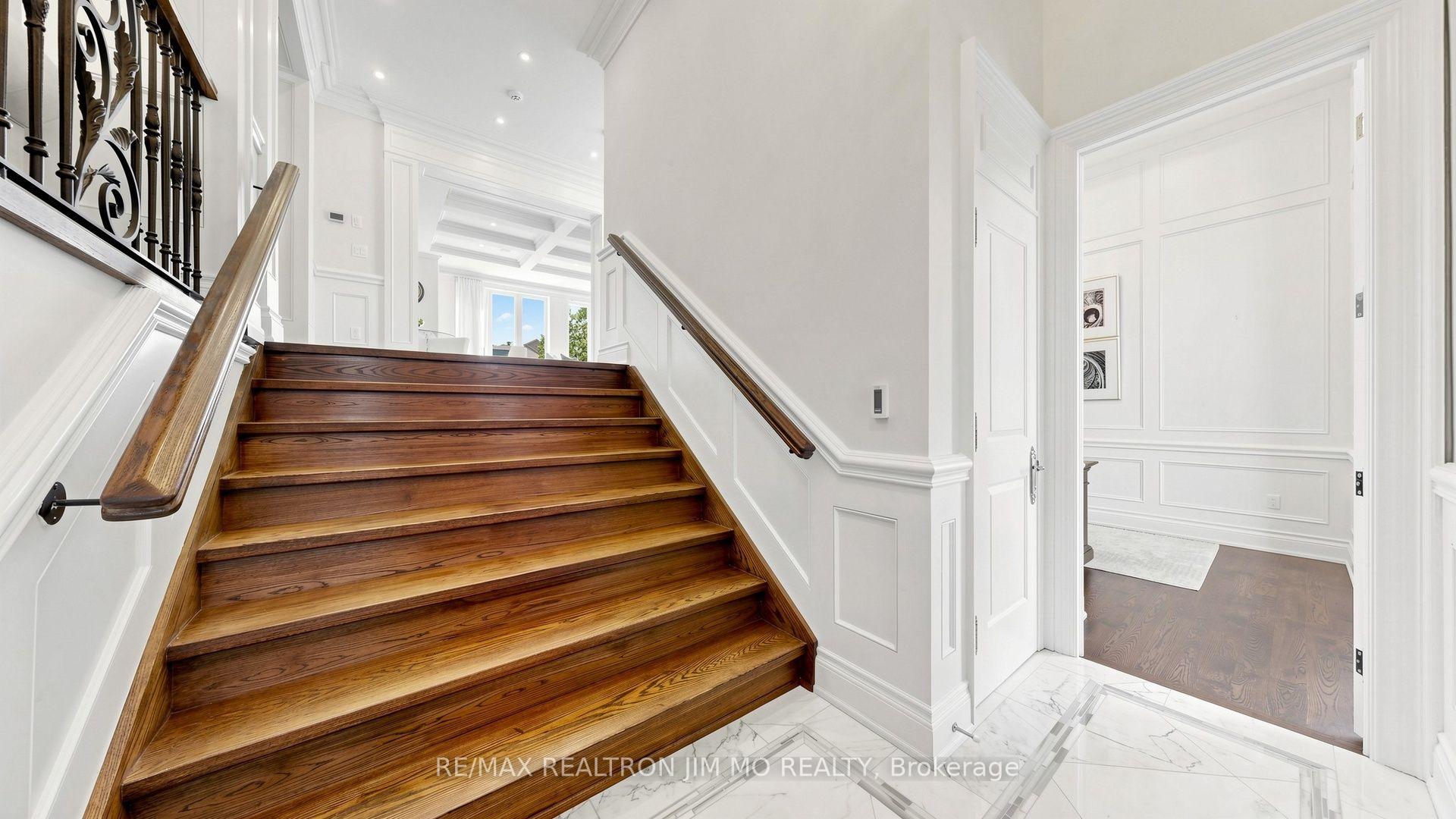 Photo 19 of 189 Empress Avenue, North York, Willowdale East — HOMEH