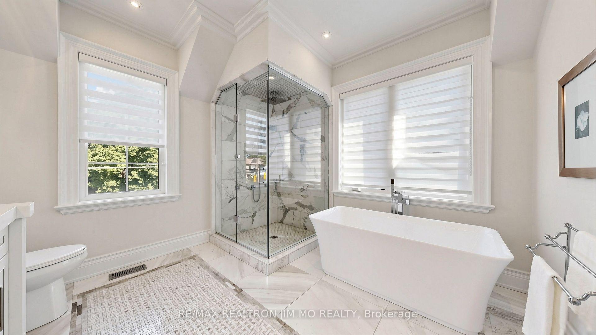 Photo 23 of 189 Empress Avenue, North York, Willowdale East — HOMEH