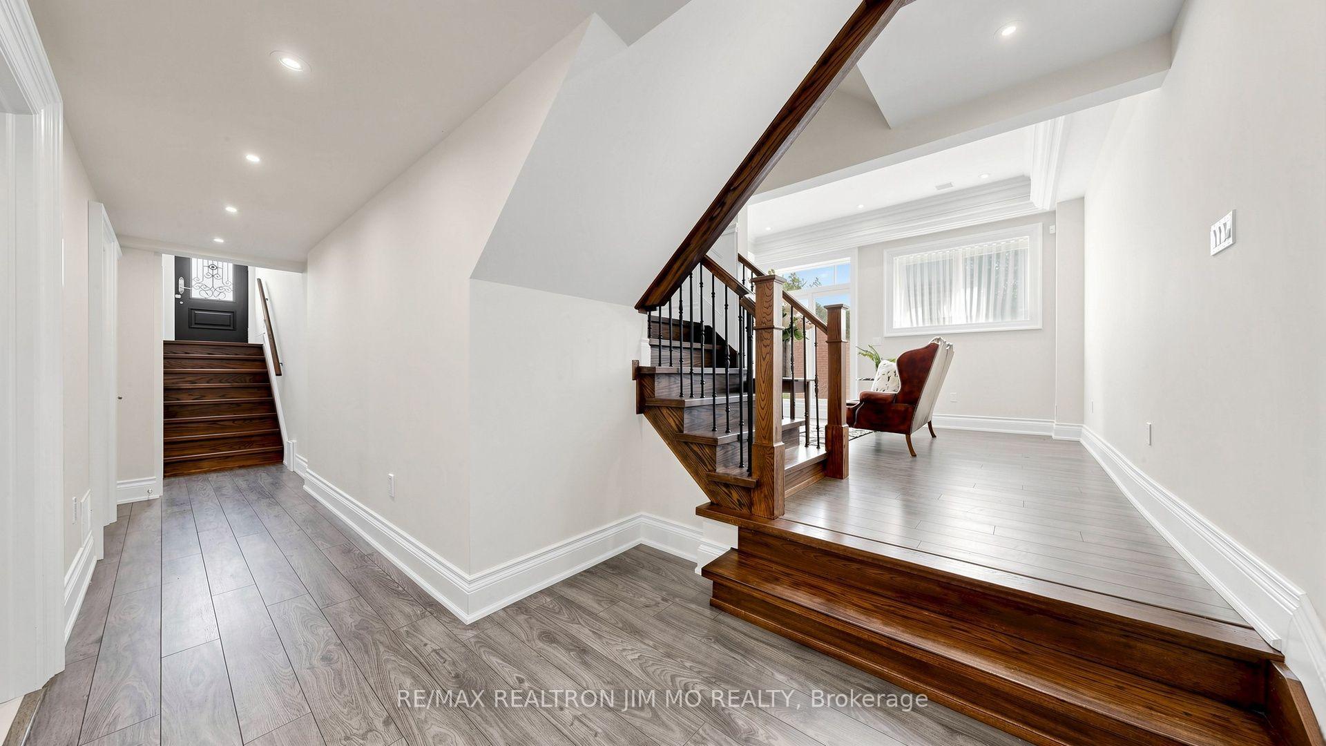 Photo 29 of 189 Empress Avenue, North York, Willowdale East — HOMEH