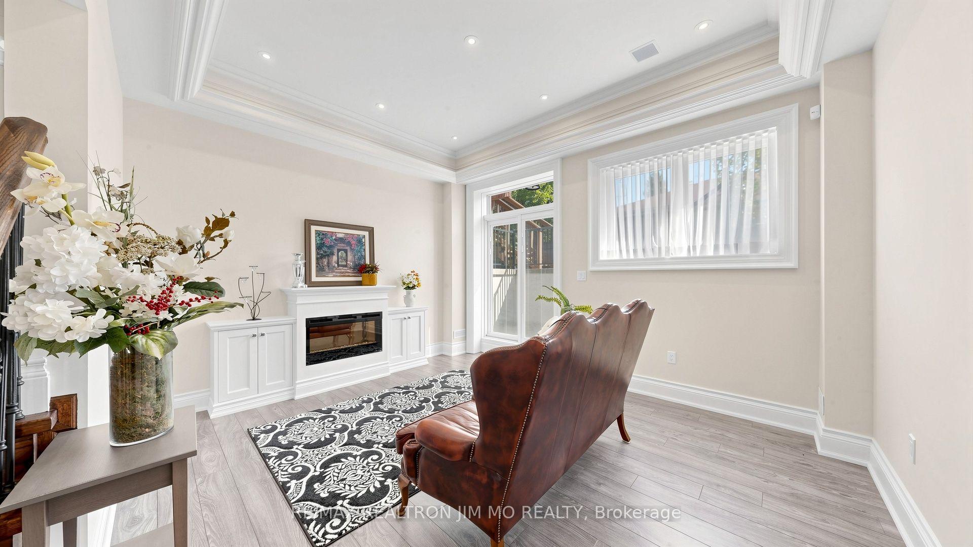 Photo 31 of 189 Empress Avenue, North York, Willowdale East — HOMEH