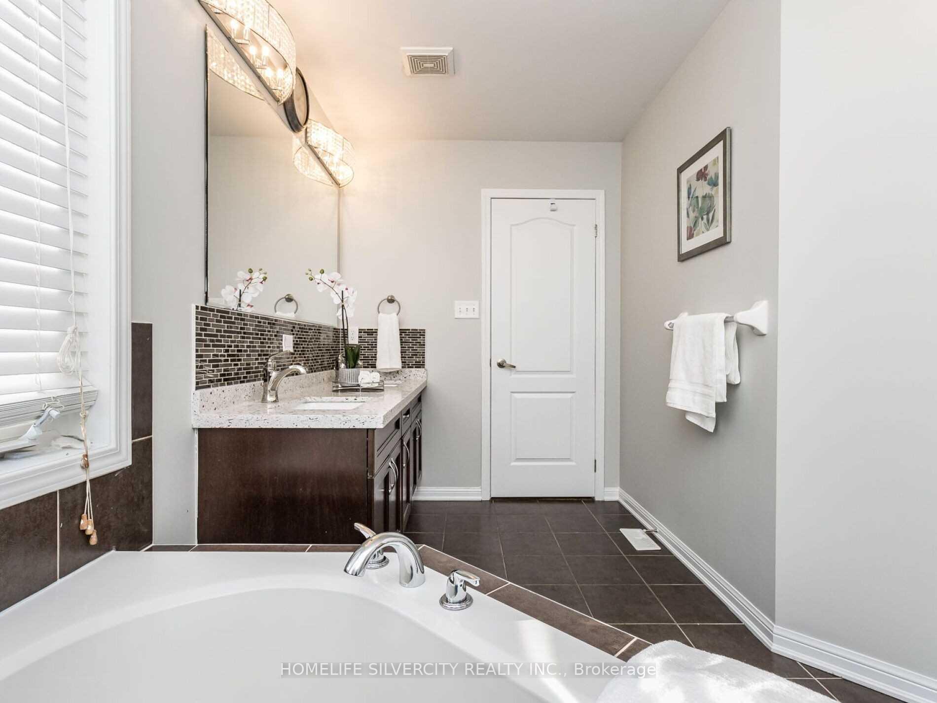 Photo 27 of 10 Bloom Drive, Brampton, Bram East — HOMEH