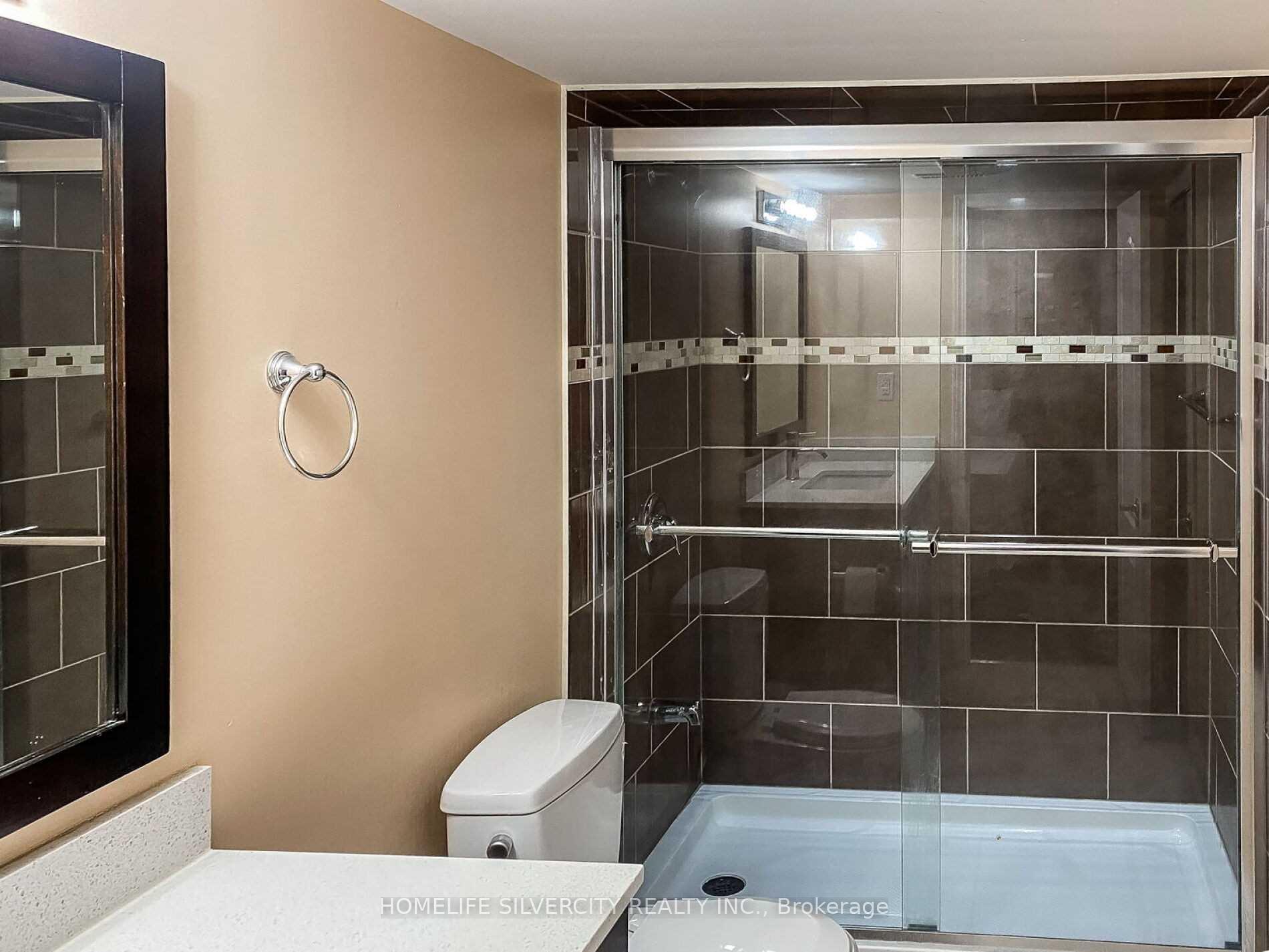 Photo 39 of 10 Bloom Drive, Brampton, Bram East — HOMEH