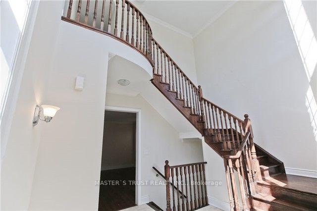 Photo 2 of 20 Mario Avenue, Markham, Cachet — HOMEH