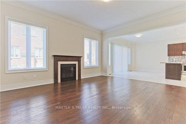 Photo 6 of 20 Mario Avenue, Markham, Cachet — HOMEH