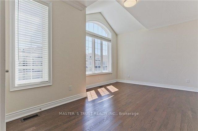 Photo 8 of 20 Mario Avenue, Markham, Cachet — HOMEH