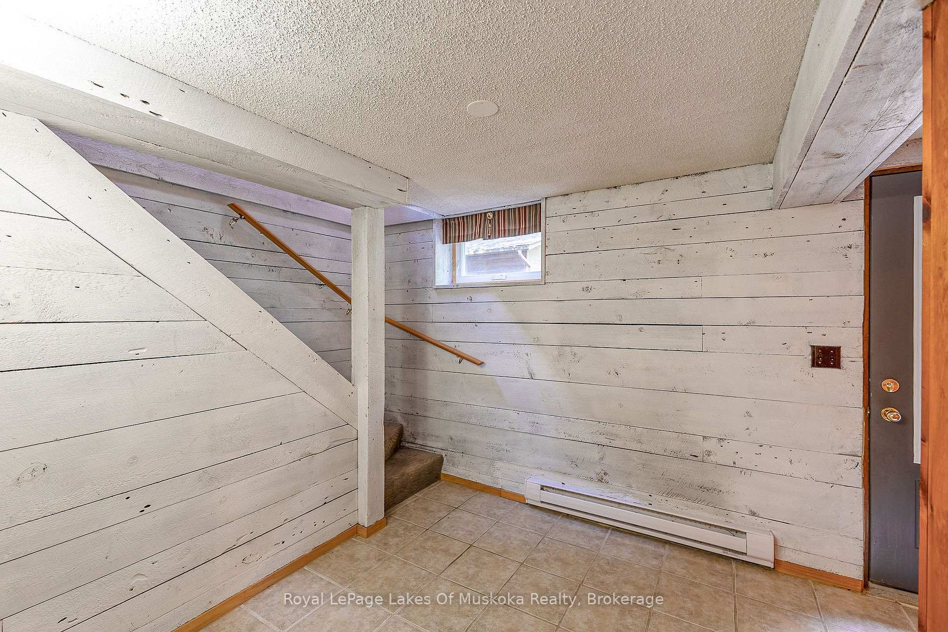 Photo 14 of 1053 Atkins Lake Road, Bracebridge, Macaulay — HOMEH