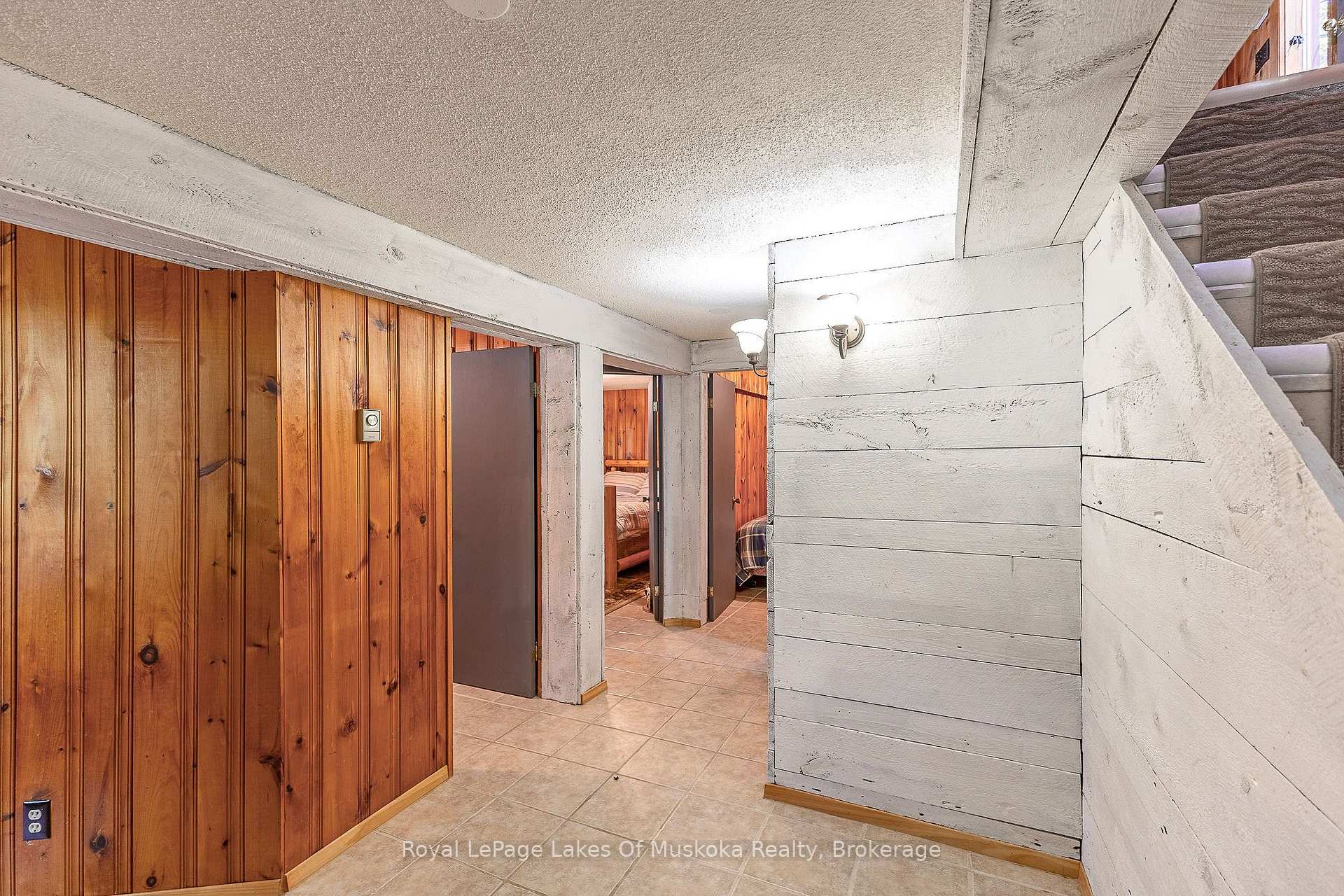 Photo 16 of 1053 Atkins Lake Road, Bracebridge, Macaulay — HOMEH