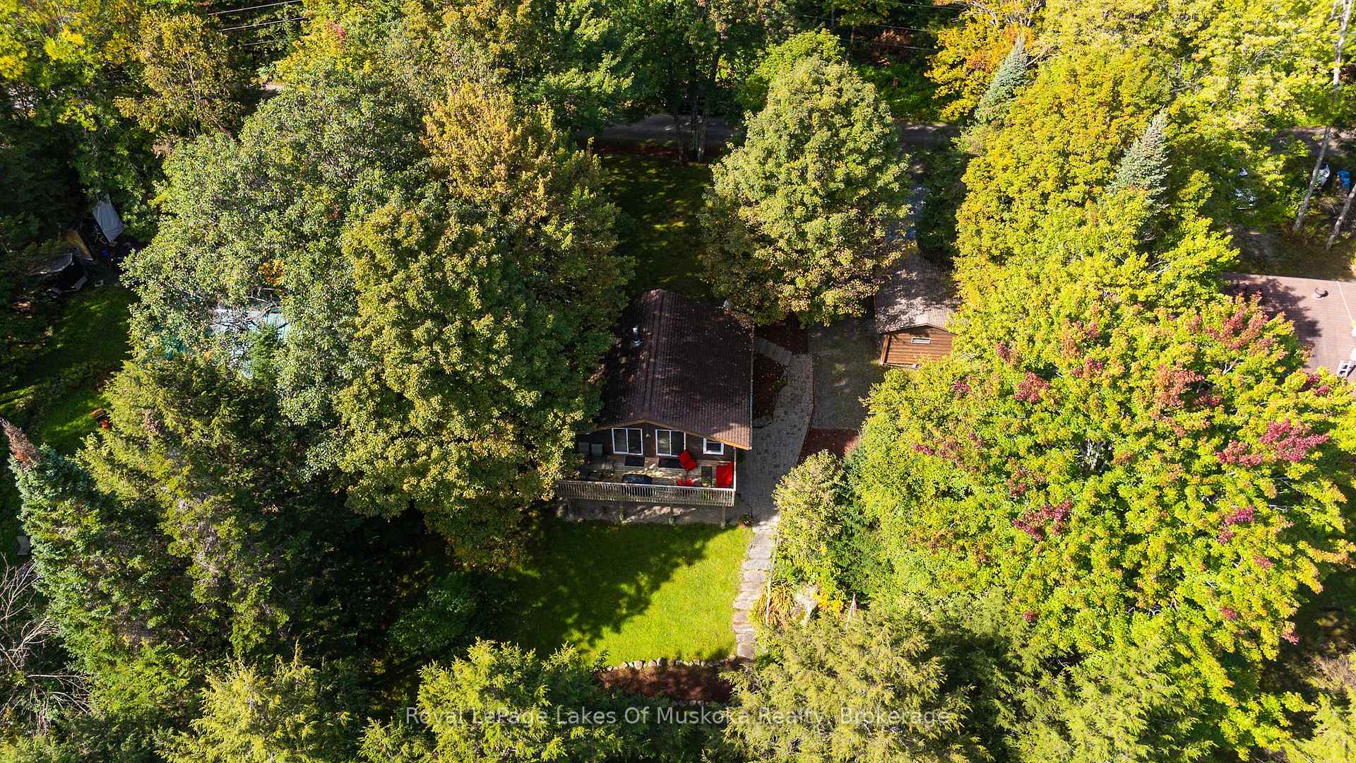 Photo 26 of 1053 Atkins Lake Road, Bracebridge, Macaulay — HOMEH