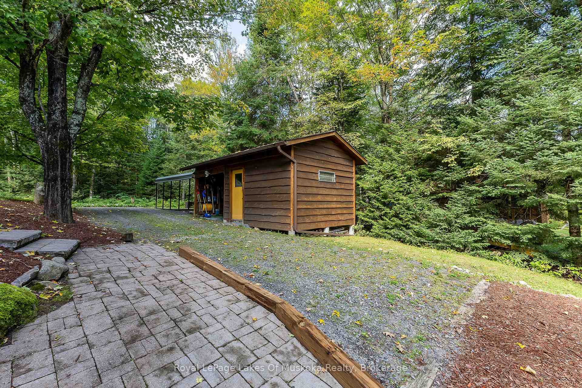 Photo 42 of 1053 Atkins Lake Road, Bracebridge, Macaulay — HOMEH