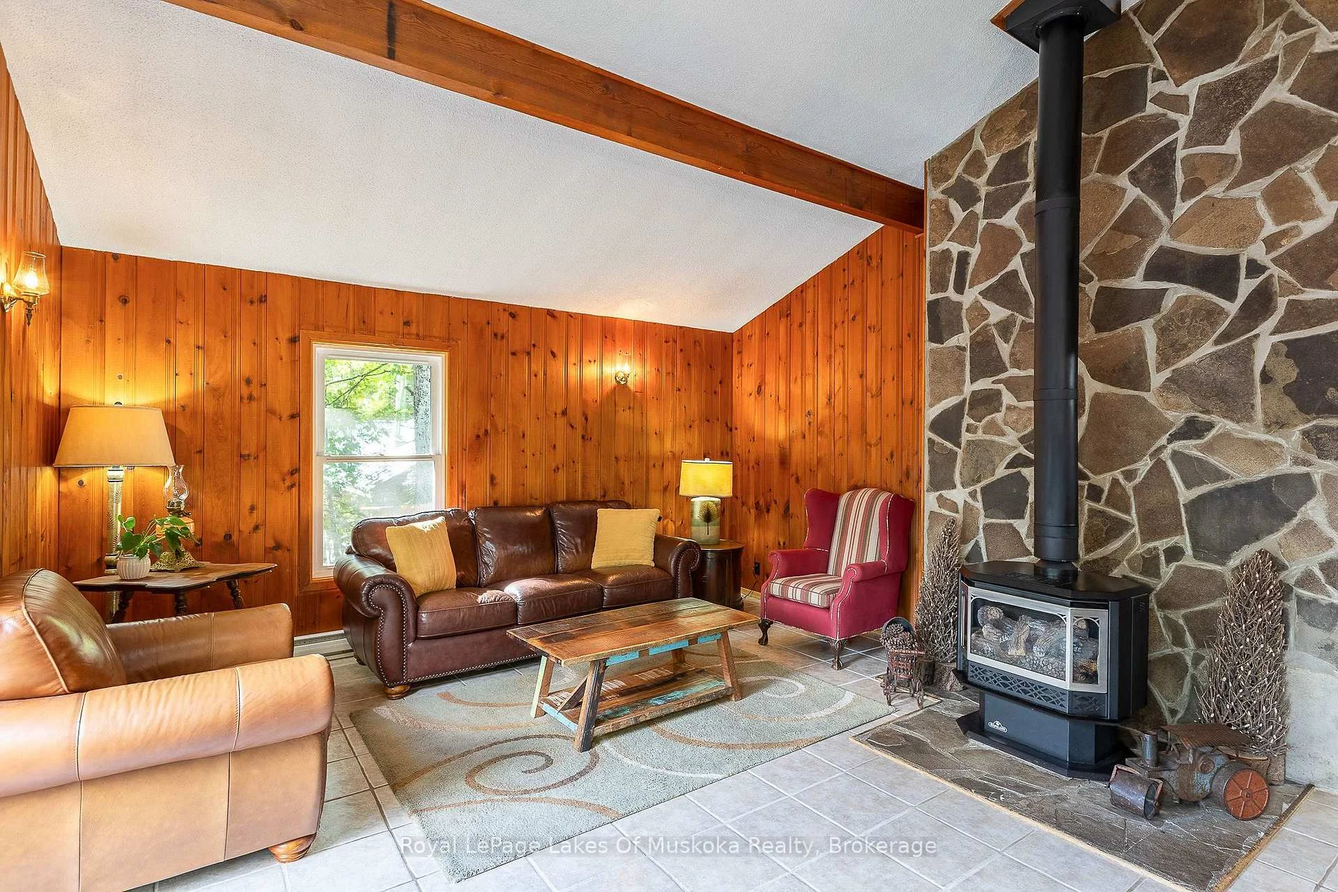 Photo 36 of 1053 Atkins Lake Road, Bracebridge, Macaulay — HOMEH