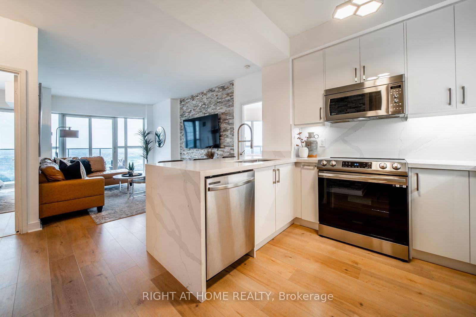 Photo 1 of Unit 5207, 60 Absolute Avenue, Mississauga, City Centre — HOMEH