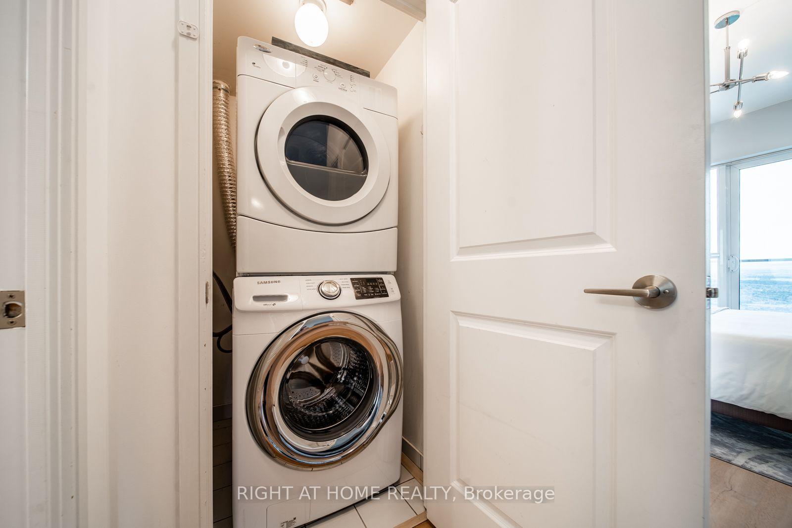 Photo 17 of Unit 5207, 60 Absolute Avenue, Mississauga, City Centre — HOMEH