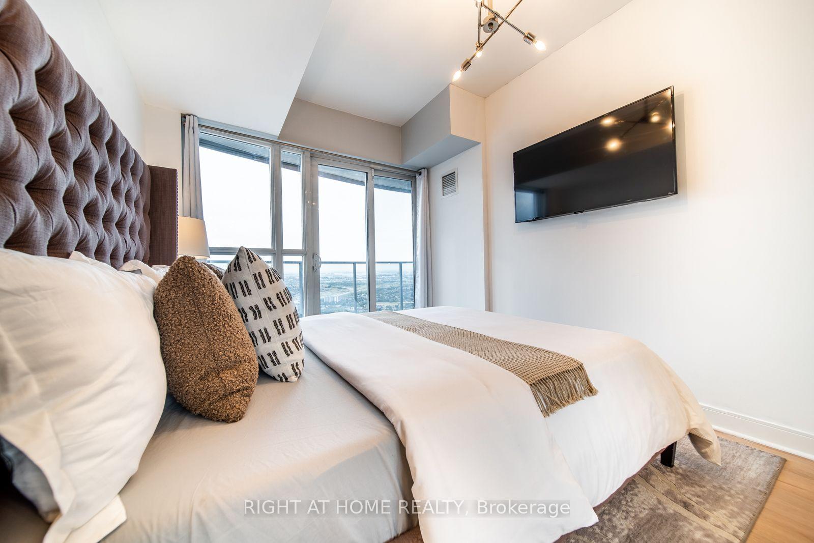 Photo 19 of Unit 5207, 60 Absolute Avenue, Mississauga, City Centre — HOMEH