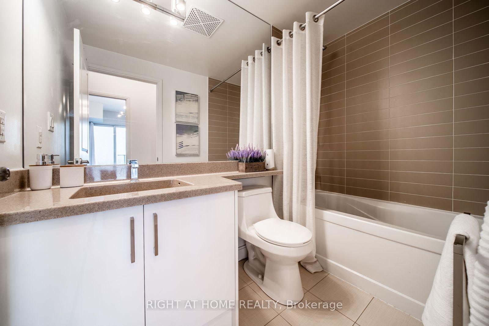 Photo 22 of Unit 5207, 60 Absolute Avenue, Mississauga, City Centre — HOMEH