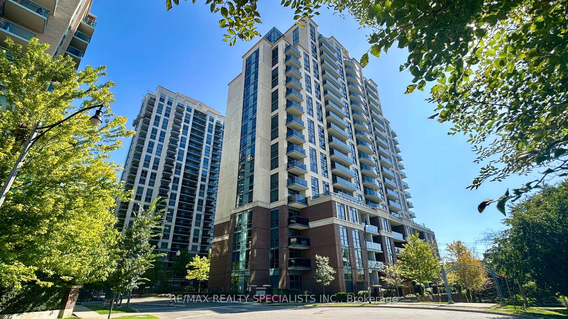 Photo 1 of Unit 612, 1 Michael Power Place, Etobicoke, Islington-City Centre West — HOMEH