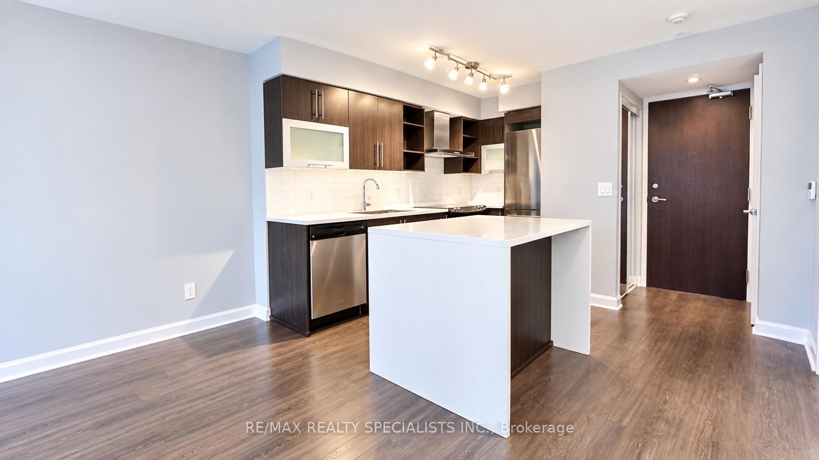 Photo 4 of Unit 612, 1 Michael Power Place, Etobicoke, Islington-City Centre West — HOMEH