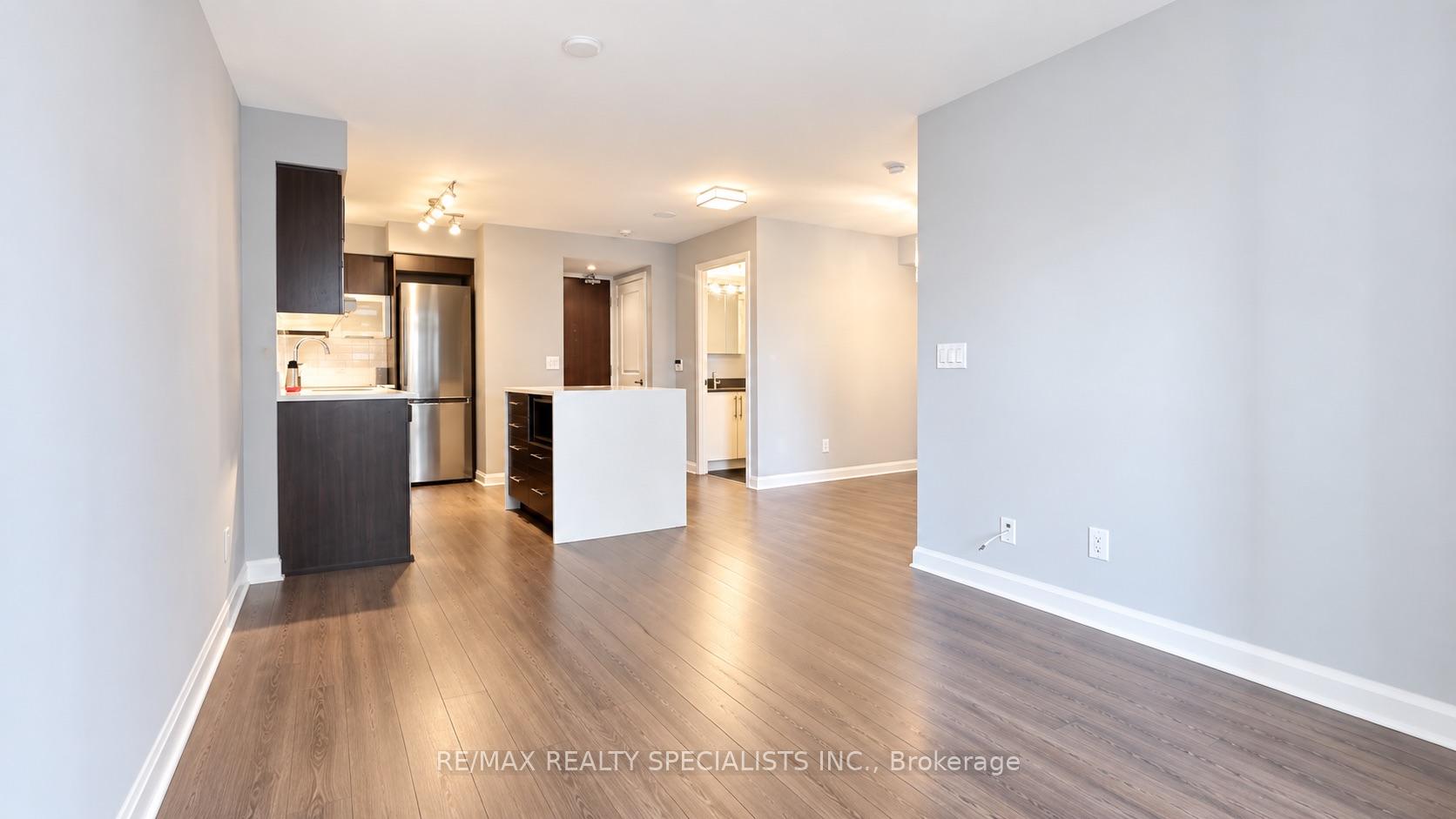 Photo 5 of Unit 612, 1 Michael Power Place, Etobicoke, Islington-City Centre West — HOMEH