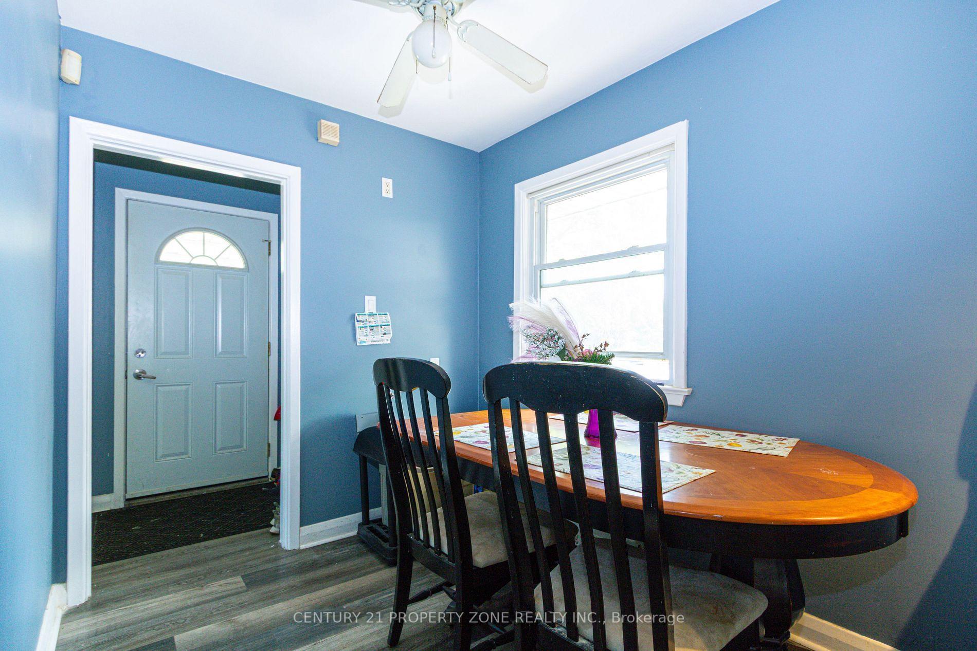 Photo 8 of 221 Starlight Avenue, London, East H — HOMEH