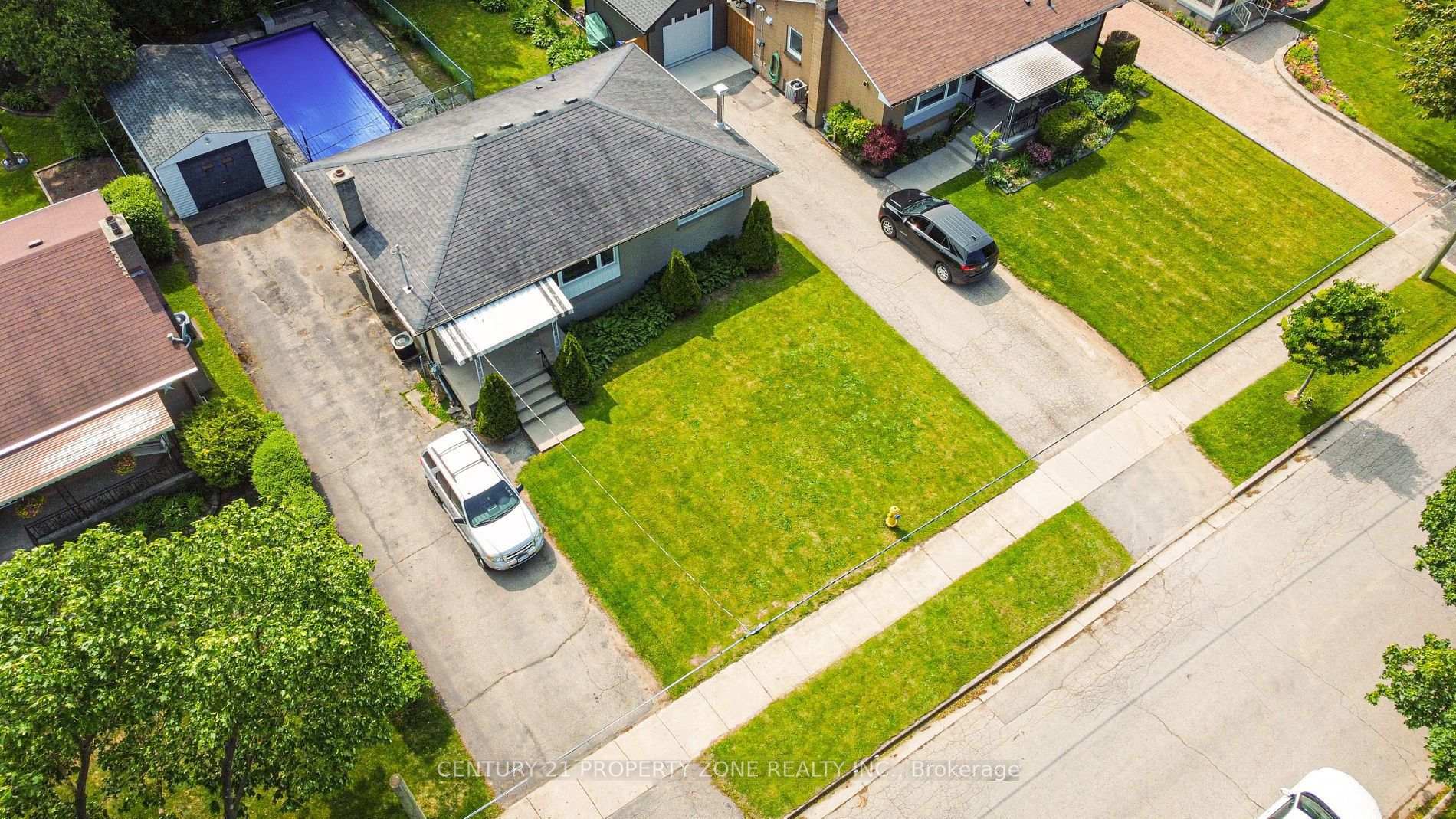 Photo 24 of 221 Starlight Avenue, London, East H — HOMEH