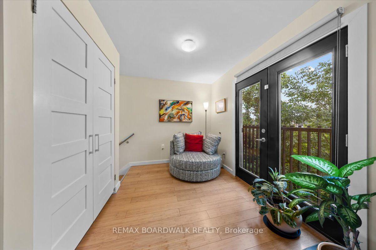 Photo 15 of 154 Duford Street, Ottawa, Vanier — HOMEH