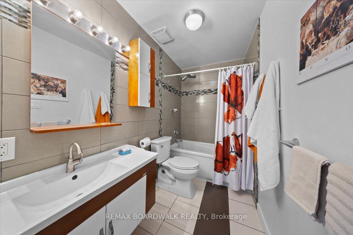 Photo 25 of 154 Duford Street, Ottawa, Vanier — HOMEH
