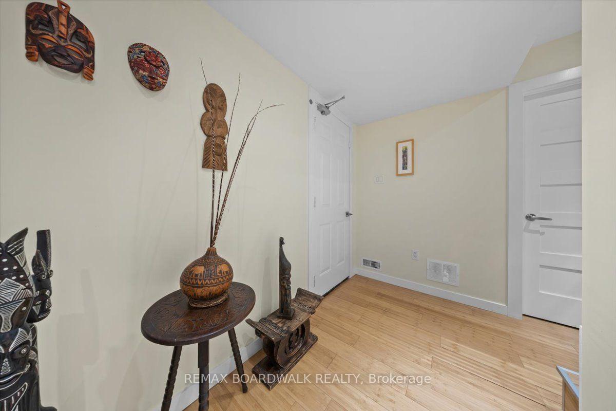 Photo 29 of 154 Duford Street, Ottawa, Vanier — HOMEH