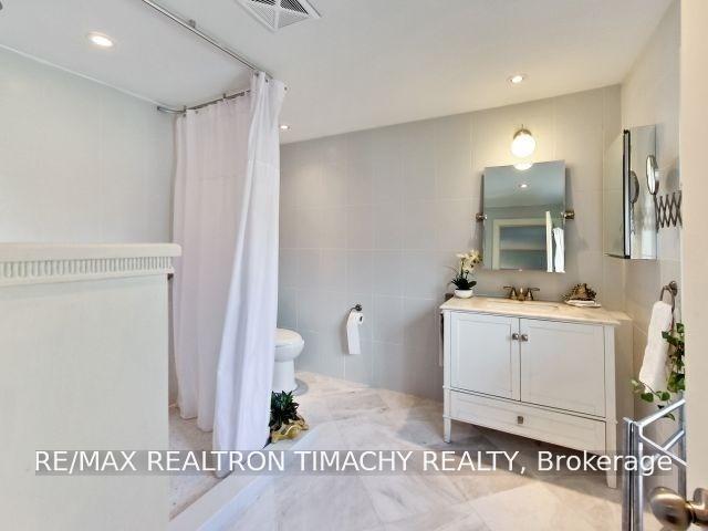 Photo 19 of 61 Thirty Seventh Street, Etobicoke, Long Branch — HOMEH