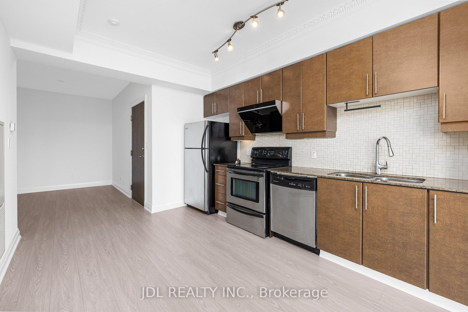 Photo 12 of Unit 4006, 16 Harbour Street, Toronto, Waterfront Communities — HOMEH
