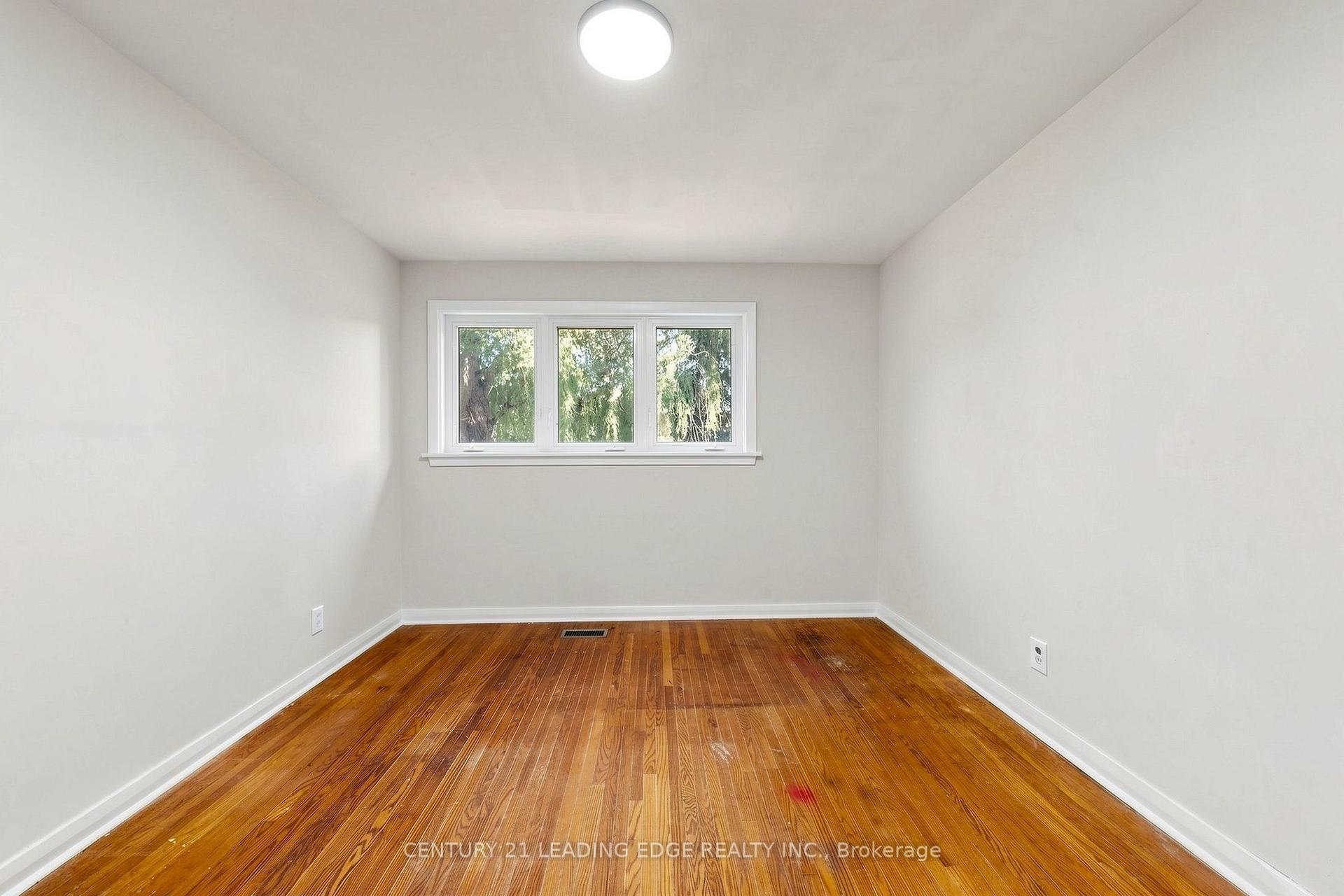 Photo 30 of 4 Rougecrest Drive, Markham, Markham Village — HOMEH