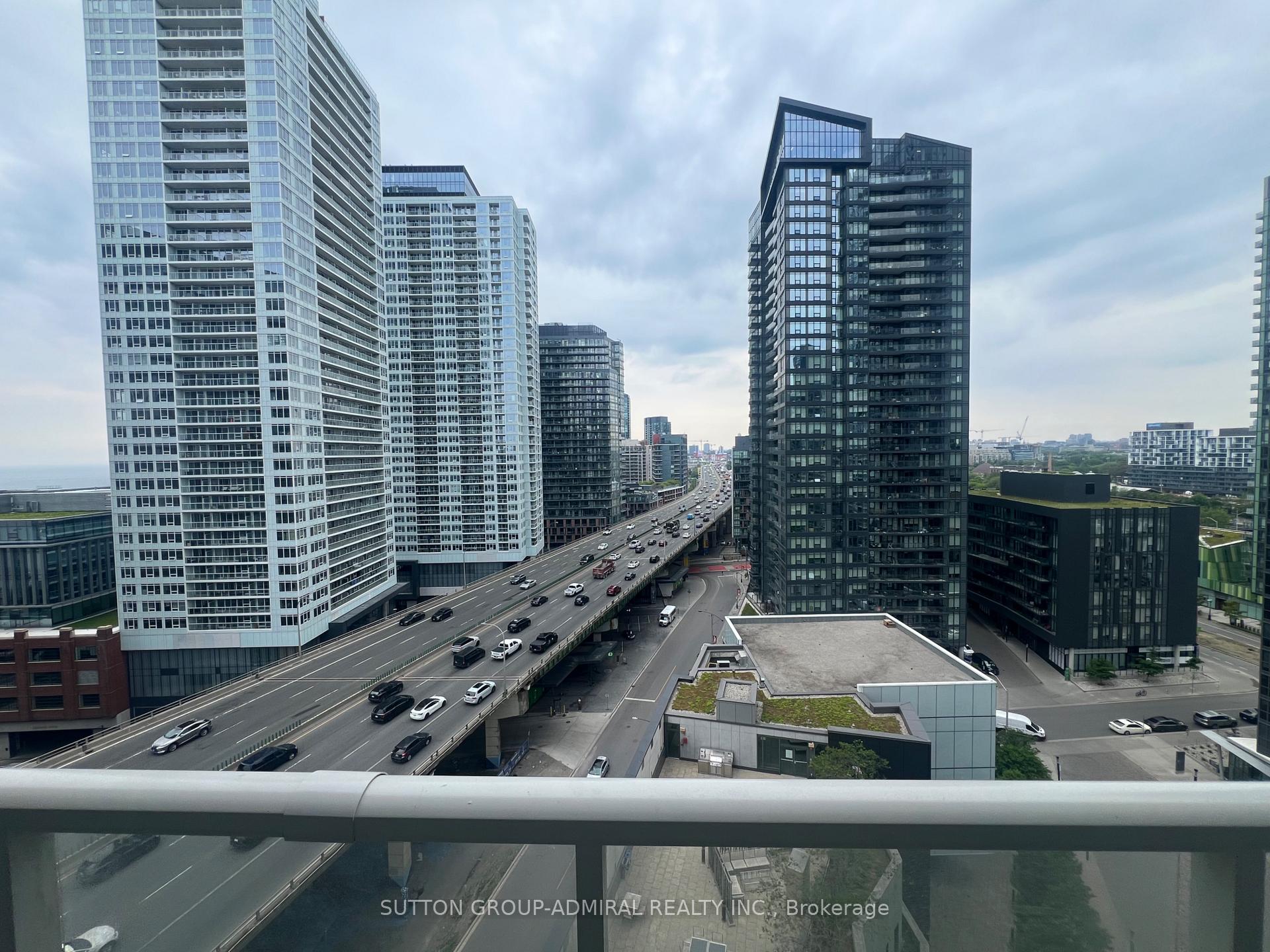 Photo 8 of Unit 1709, 75 Queens Wharf Road, Toronto, Waterfront Communities — HOMEH