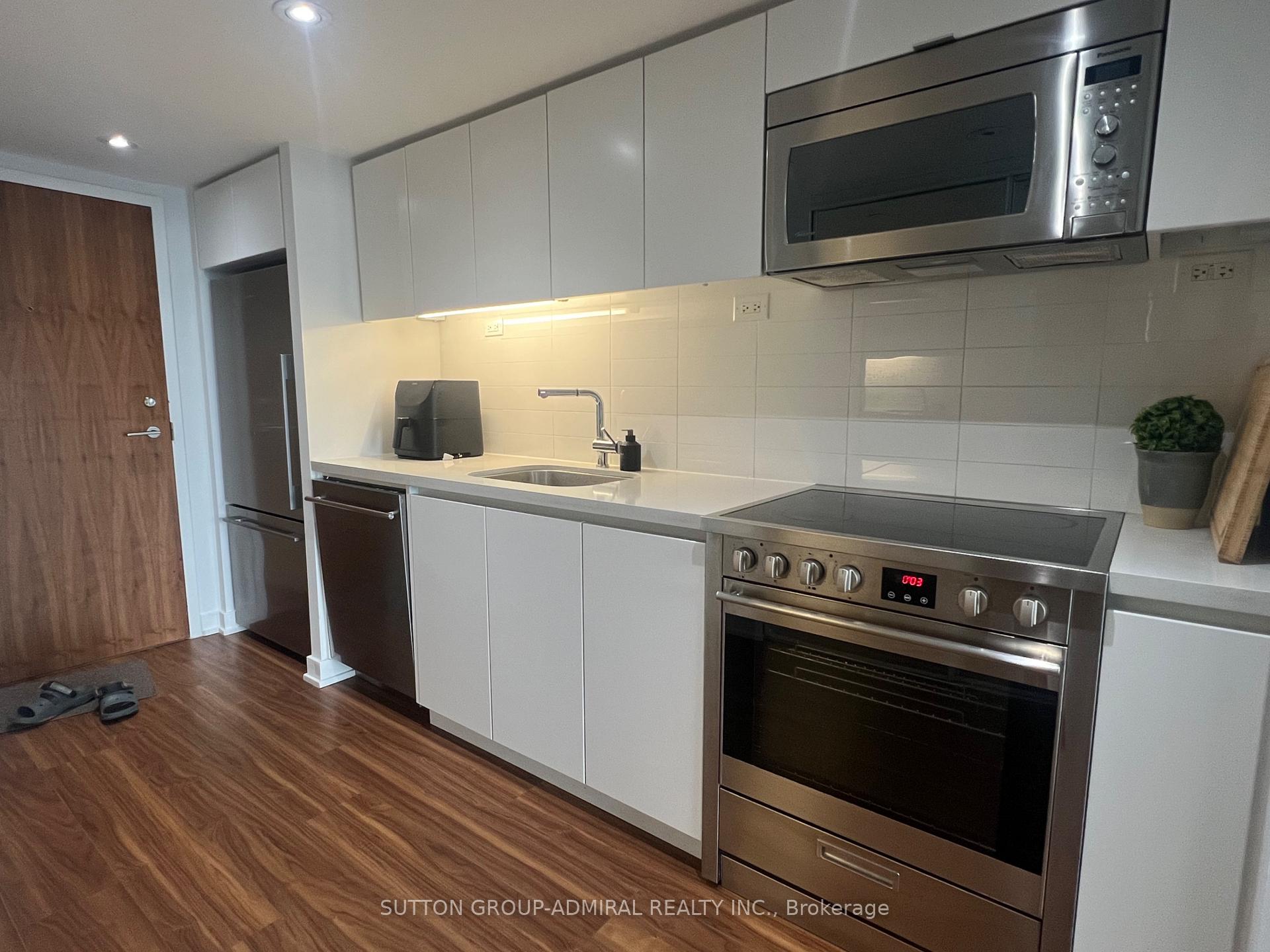Photo 16 of Unit 1709, 75 Queens Wharf Road, Toronto, Waterfront Communities — HOMEH