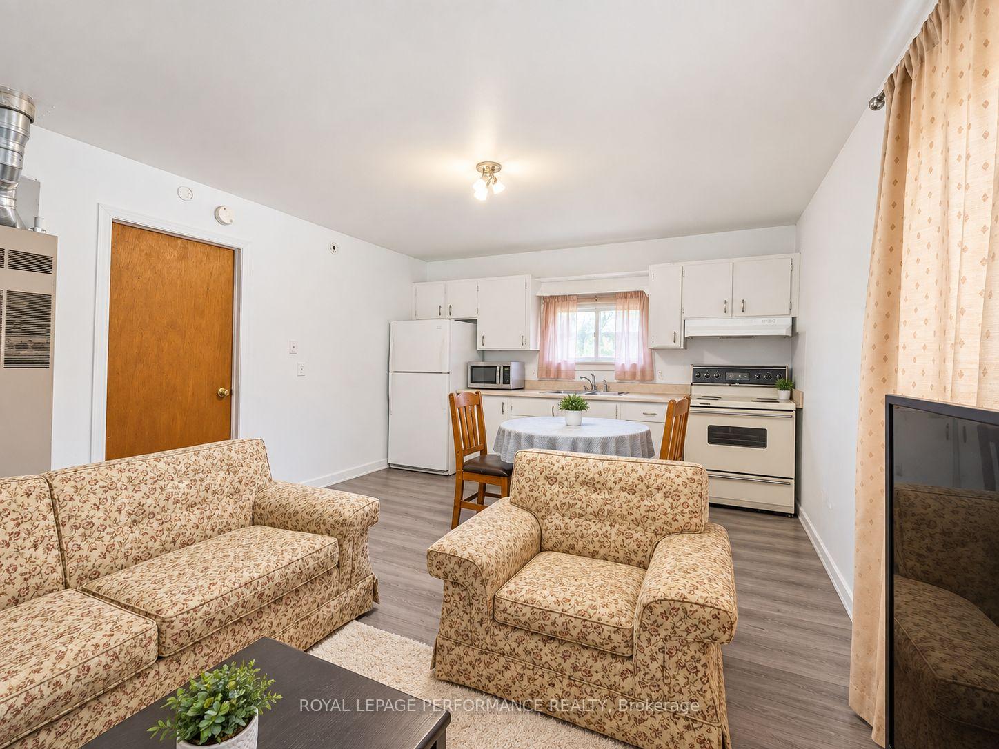 Photo 6 of 271-267 Twelfth Street W, Cornwall, Cornwall — HOMEH