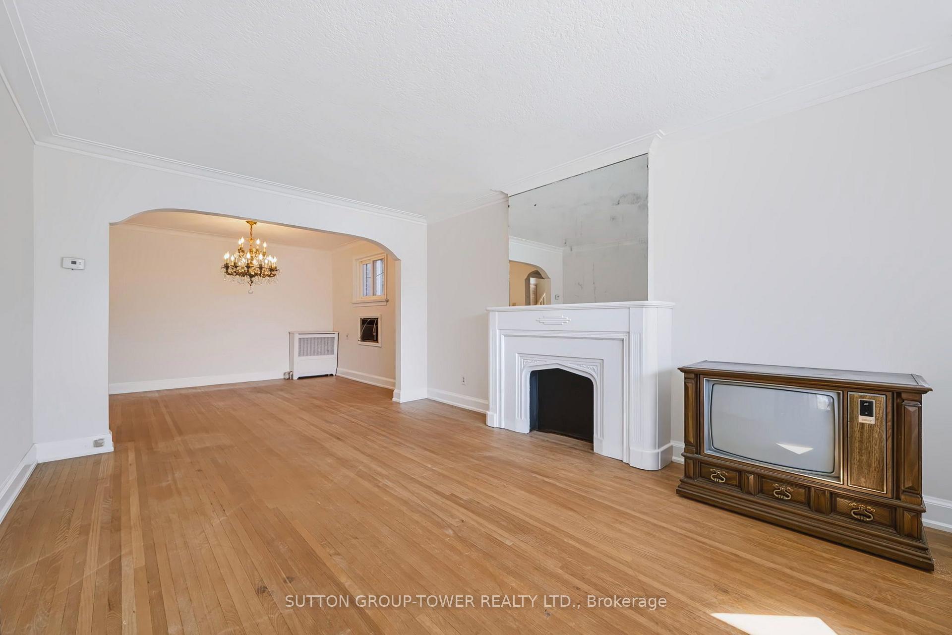 Photo 20 of 58 Shelborne Avenue, Toronto, Bedford Park-Nortown — HOMEH