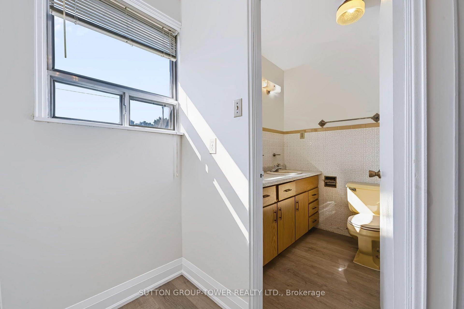 Photo 46 of 58 Shelborne Avenue, Toronto, Bedford Park-Nortown — HOMEH