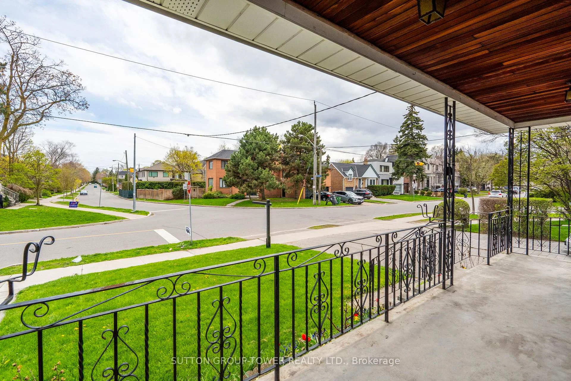 Photo 13 of 58 Shelborne Avenue, Toronto, Bedford Park-Nortown — HOMEH