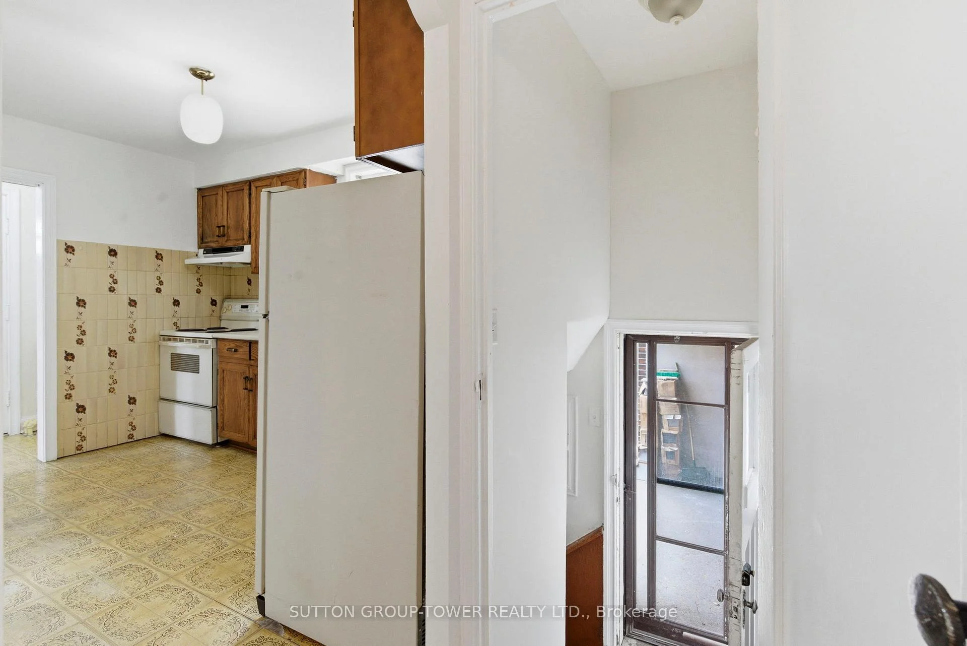 Photo 33 of 58 Shelborne Avenue, Toronto, Bedford Park-Nortown — HOMEH