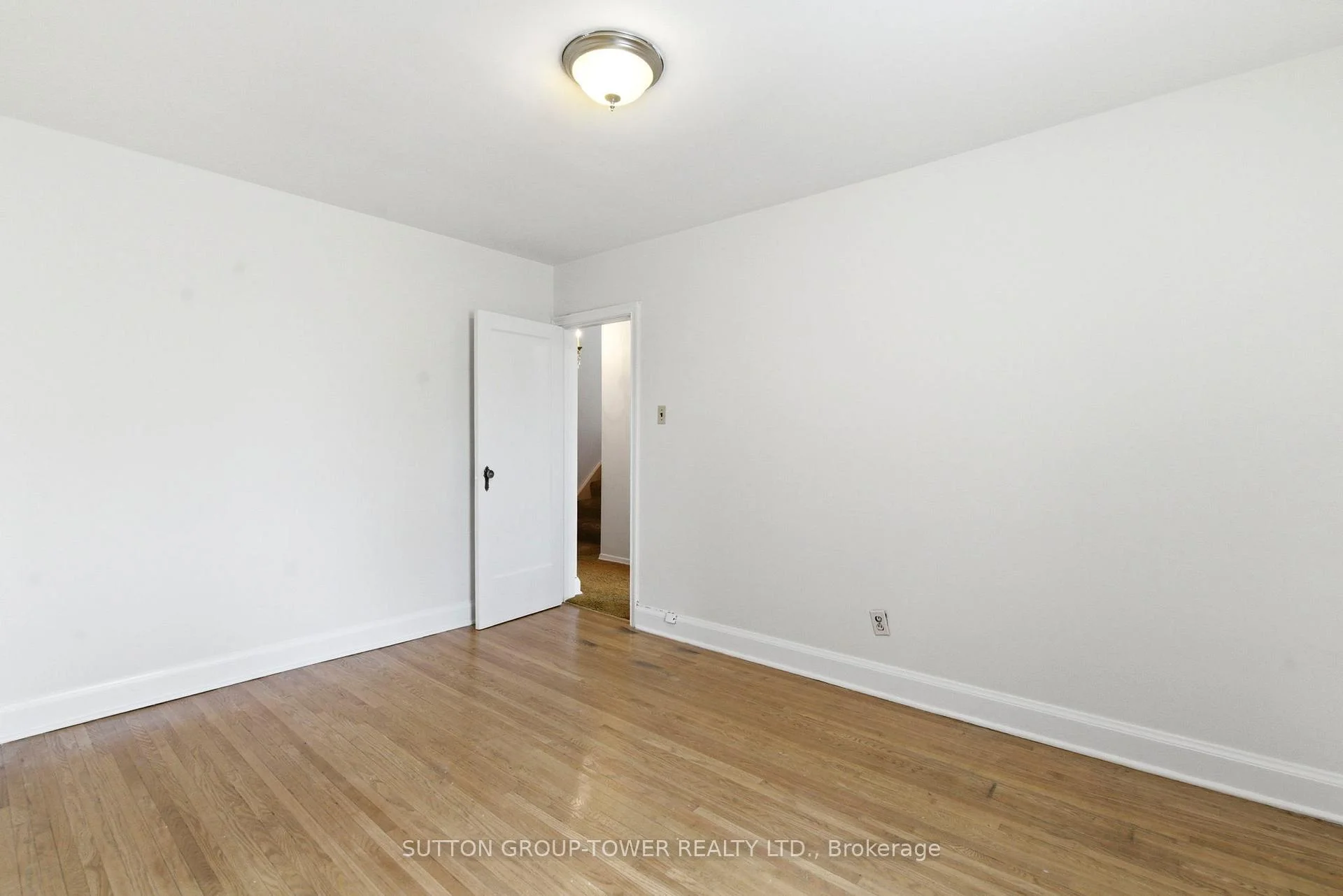 Photo 39 of 58 Shelborne Avenue, Toronto, Bedford Park-Nortown — HOMEH
