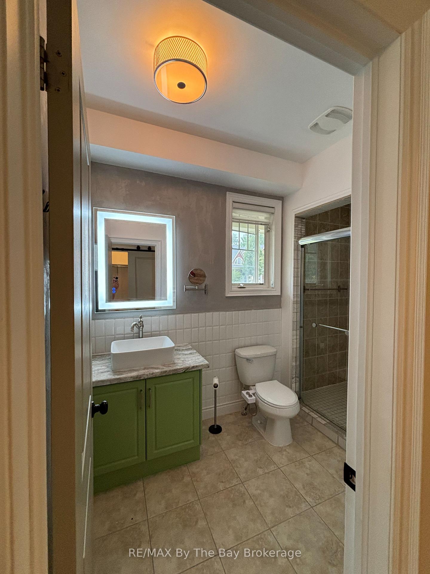 Photo 13 of 300 Stonebridge Boulevard, Wasaga Beach — HOMEH