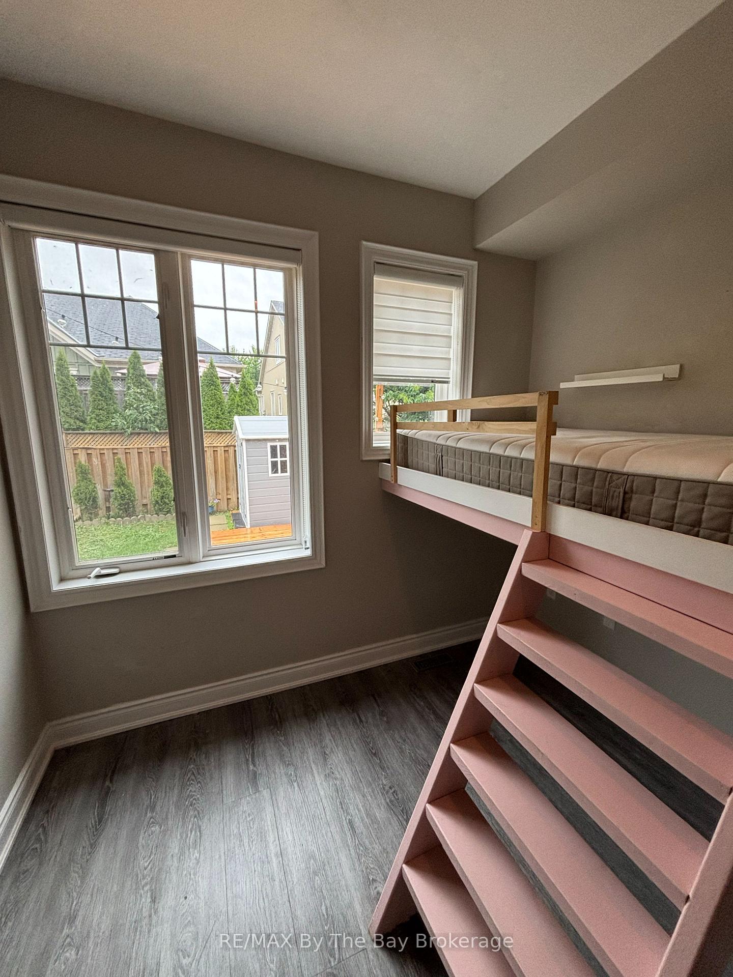 Photo 16 of 300 Stonebridge Boulevard, Wasaga Beach — HOMEH