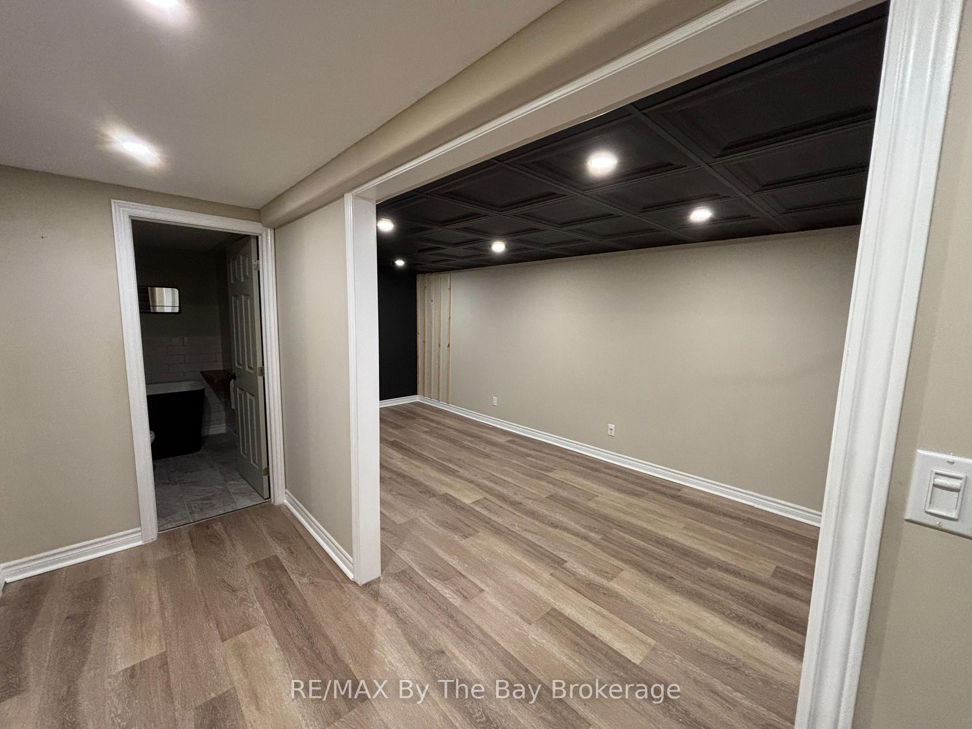 Photo 26 of 300 Stonebridge Boulevard, Wasaga Beach — HOMEH