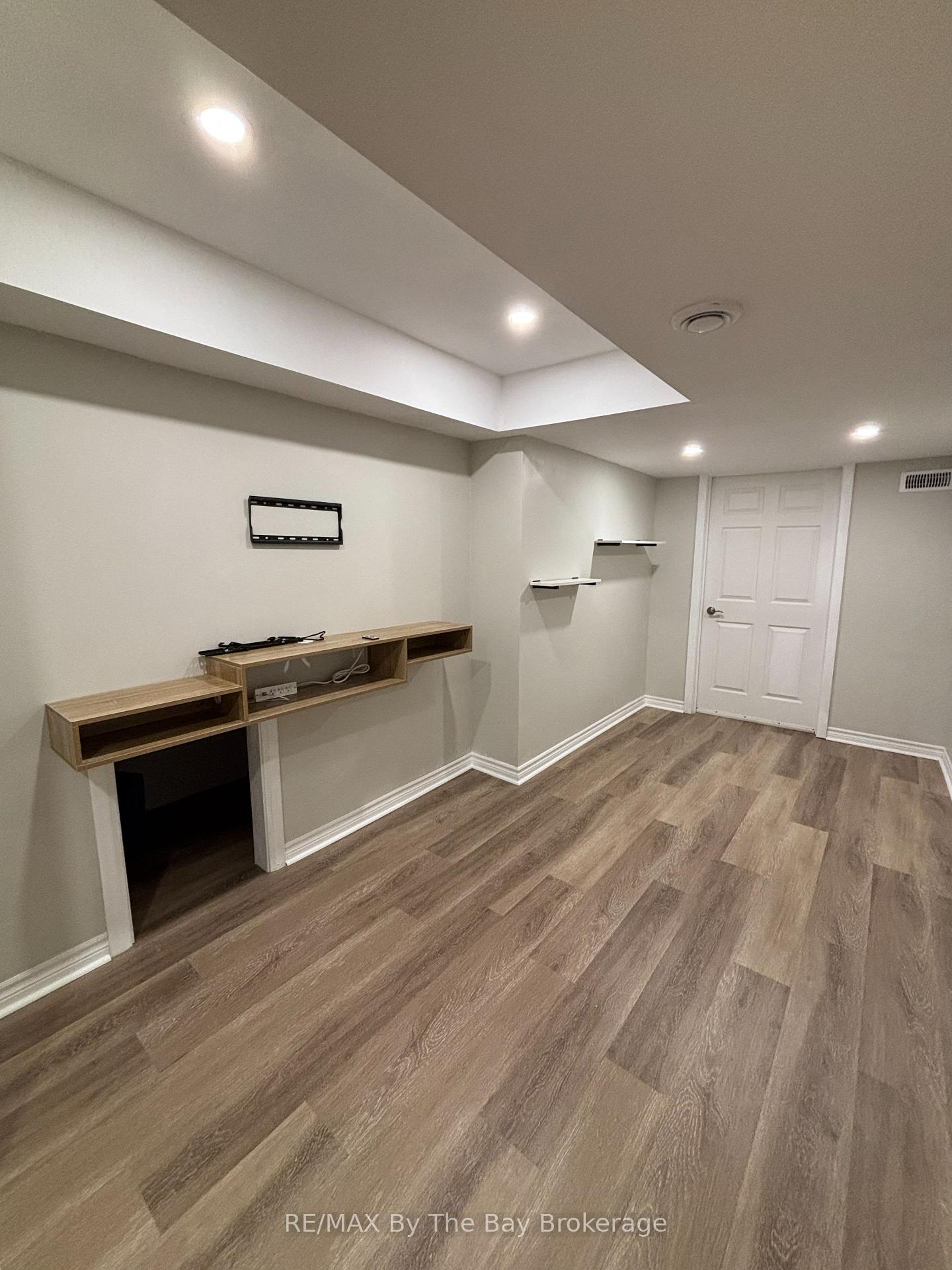Photo 29 of 300 Stonebridge Boulevard, Wasaga Beach — HOMEH