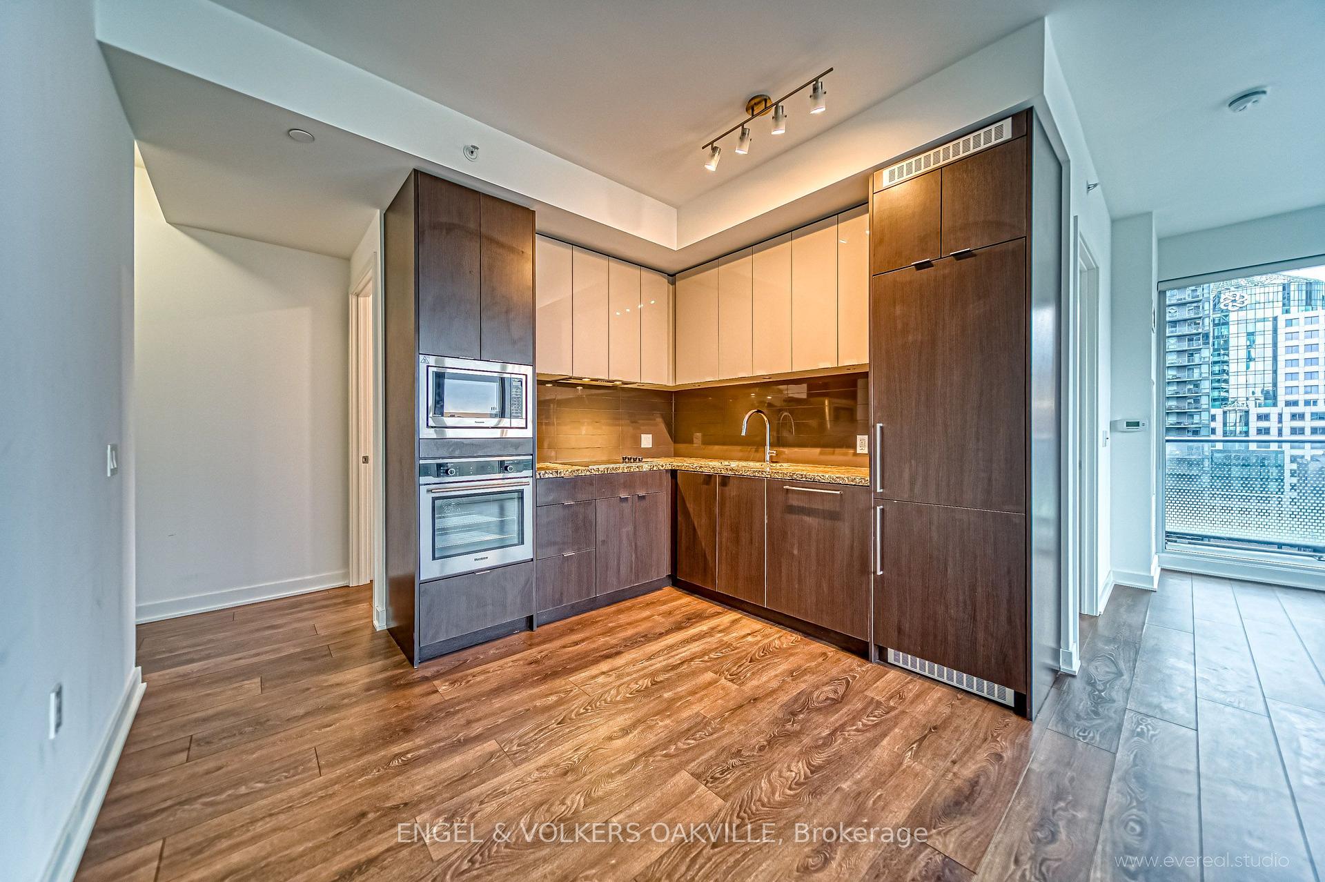 Photo 4 of Unit 2602, 115 Blue Jays Way, Toronto, Waterfront Communities — HOMEH