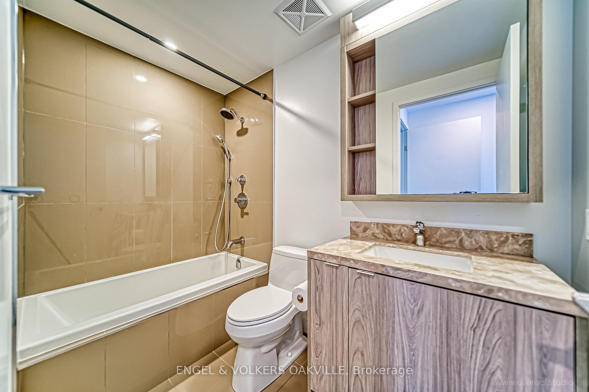 Photo 11 of Unit 2602, 115 Blue Jays Way, Toronto, Waterfront Communities — HOMEH