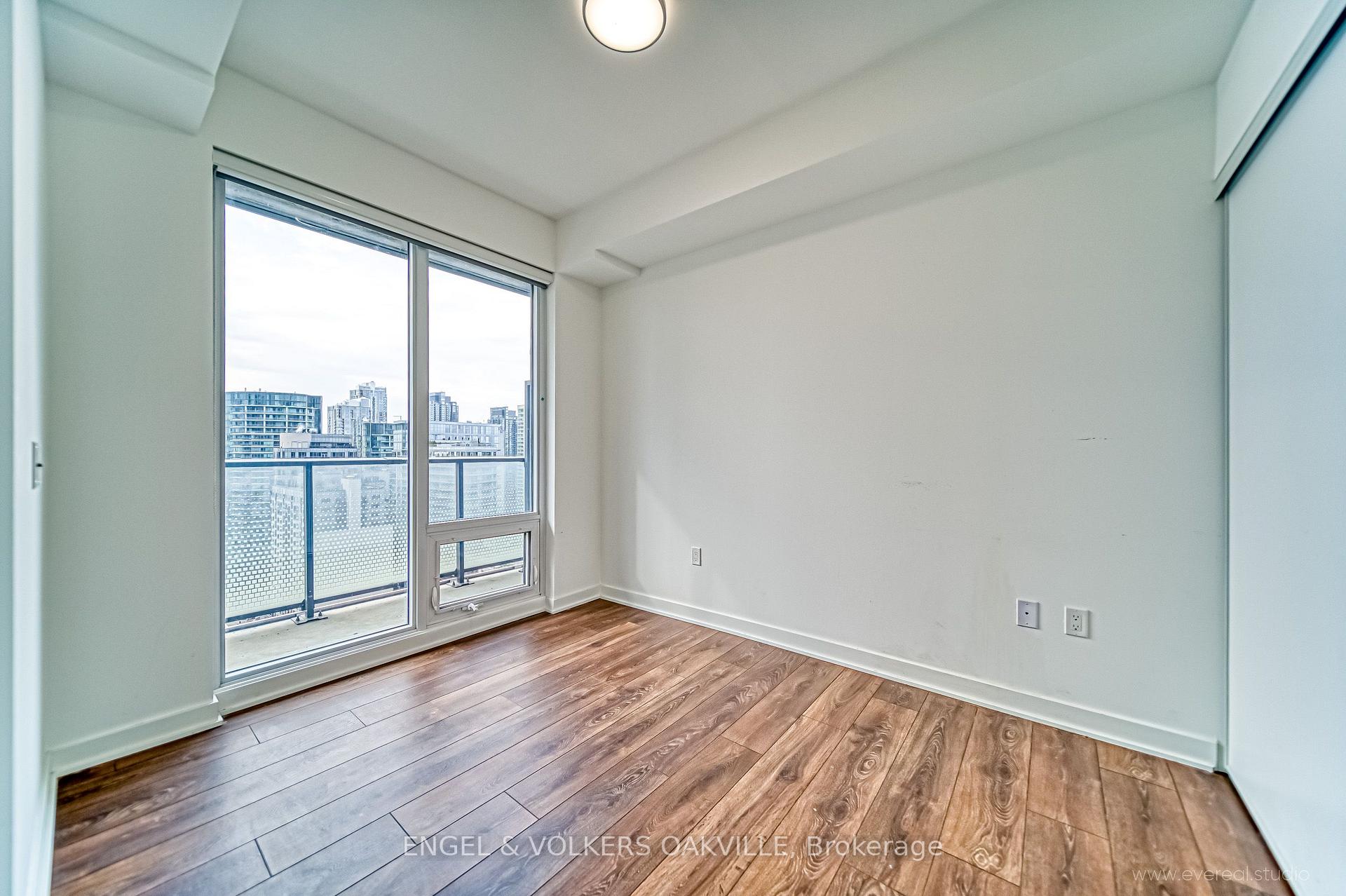 Photo 14 of Unit 2602, 115 Blue Jays Way, Toronto, Waterfront Communities — HOMEH