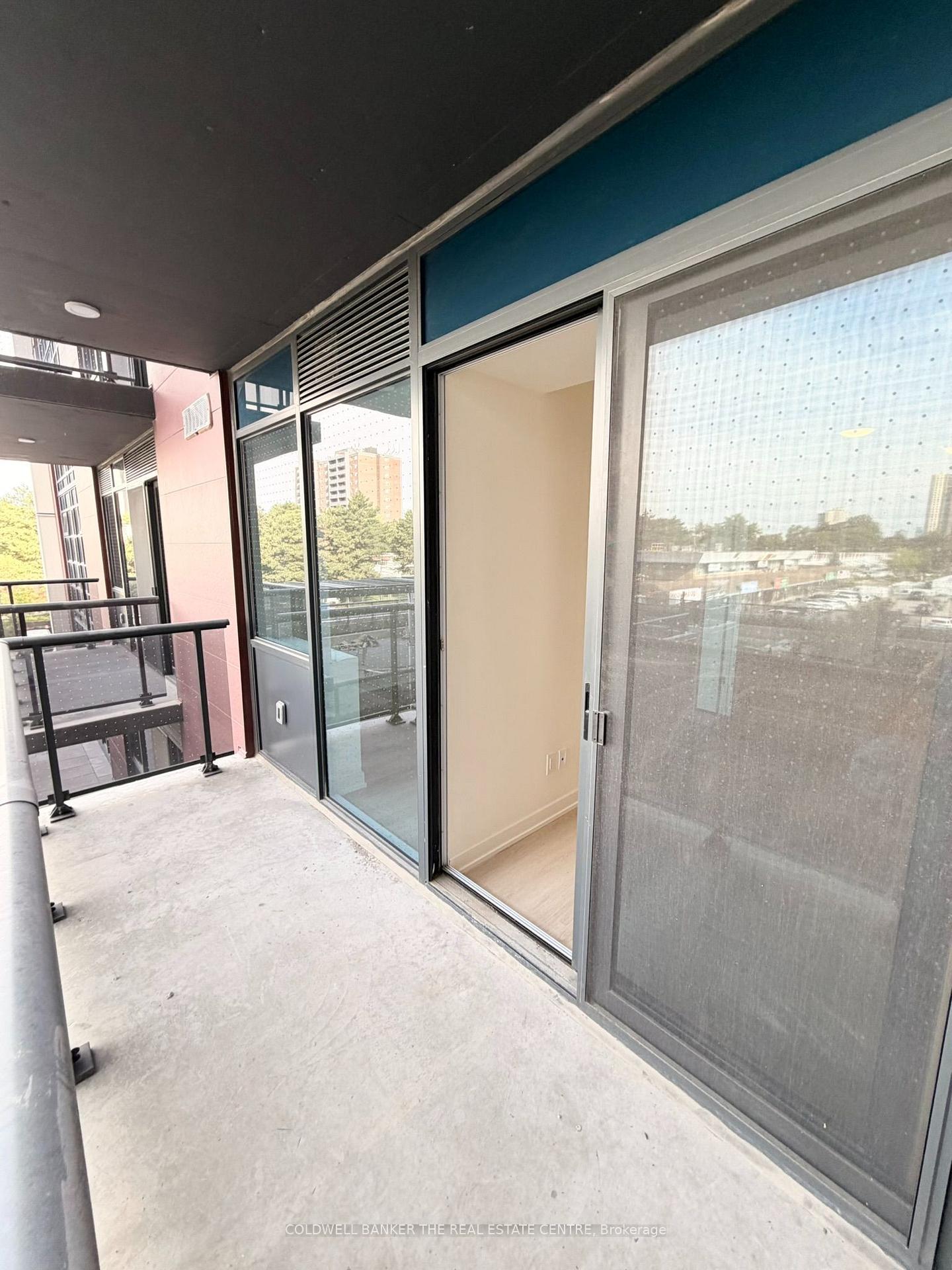 Photo 13 of Unit 302, 2839 Jane Street, North York, Glenfield-Jane Heights — HOMEH