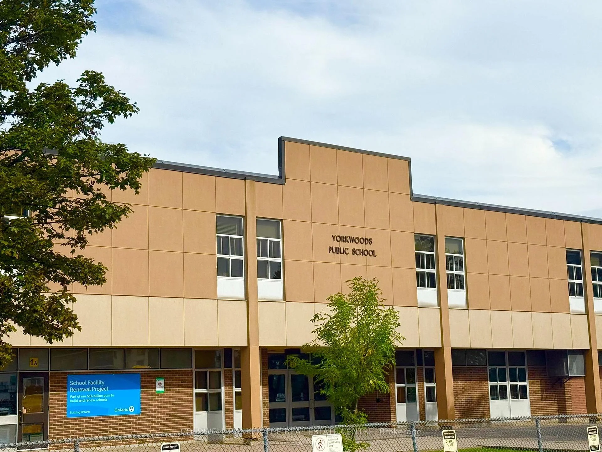 Photo 16 of Unit 302, 2839 Jane Street, North York, Glenfield-Jane Heights — HOMEH