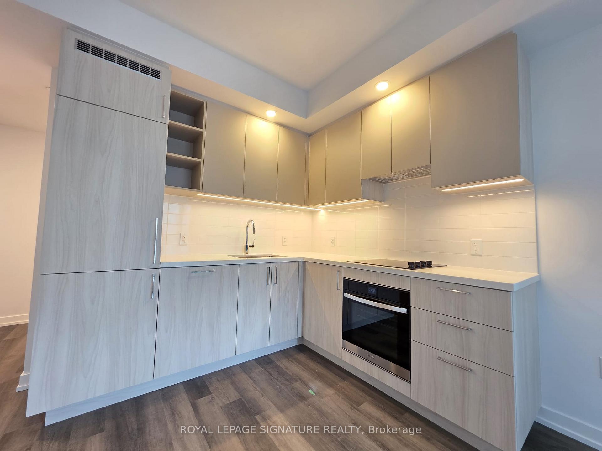 Photo 1 of Unit 2106, 21 Meadowdale Road, Vaughan, Vaughan Corporate Centre — HOMEH