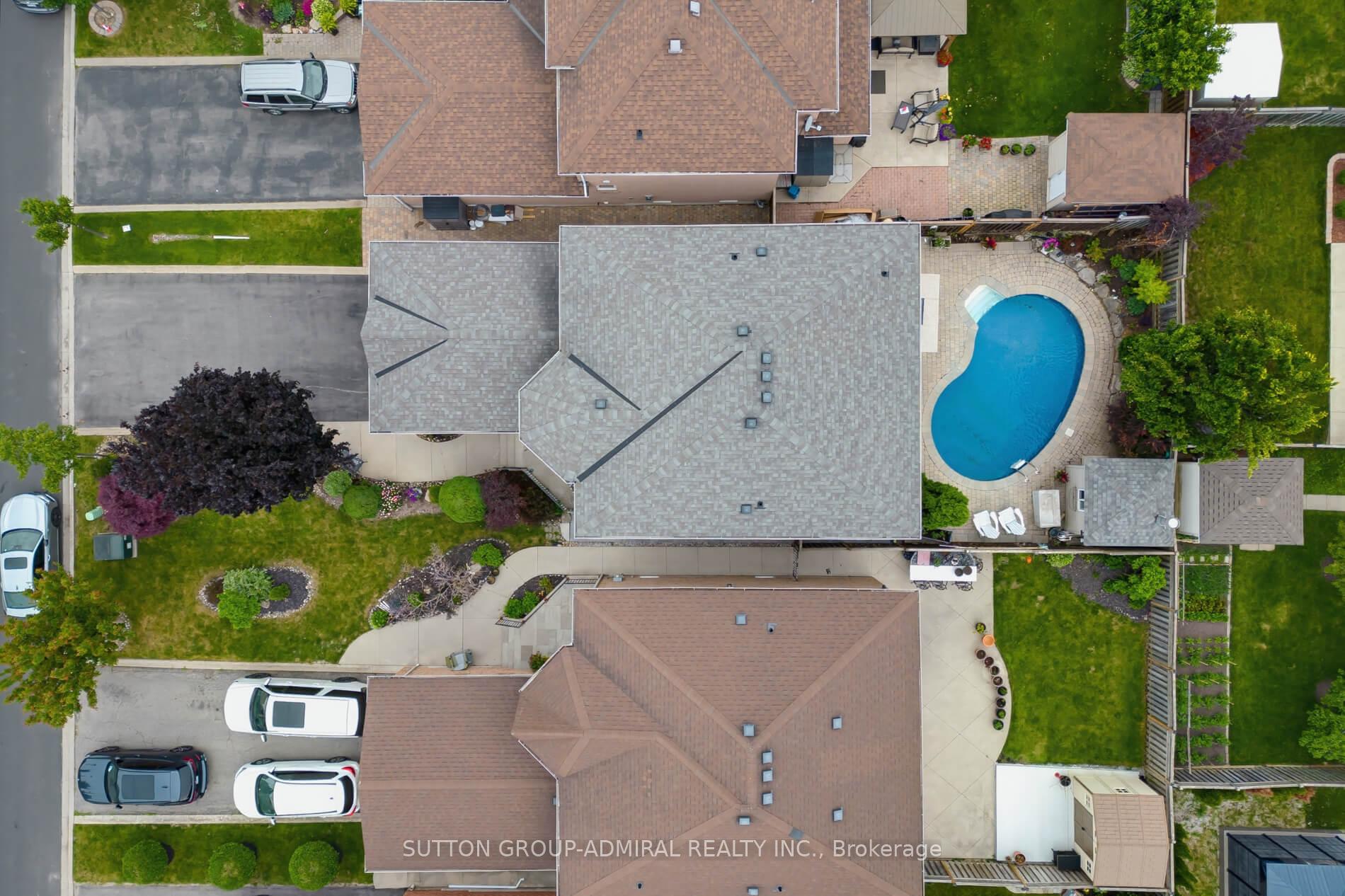 Photo 30 of 27 Pine Hollow Crescent, Vaughan, Maple — HOMEH