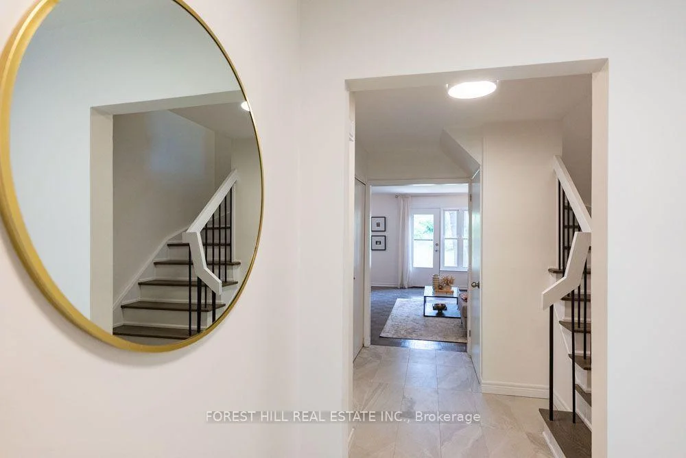 Photo 4 of 6 Snowshoe Crescent, Markham, German Mills — HOMEH