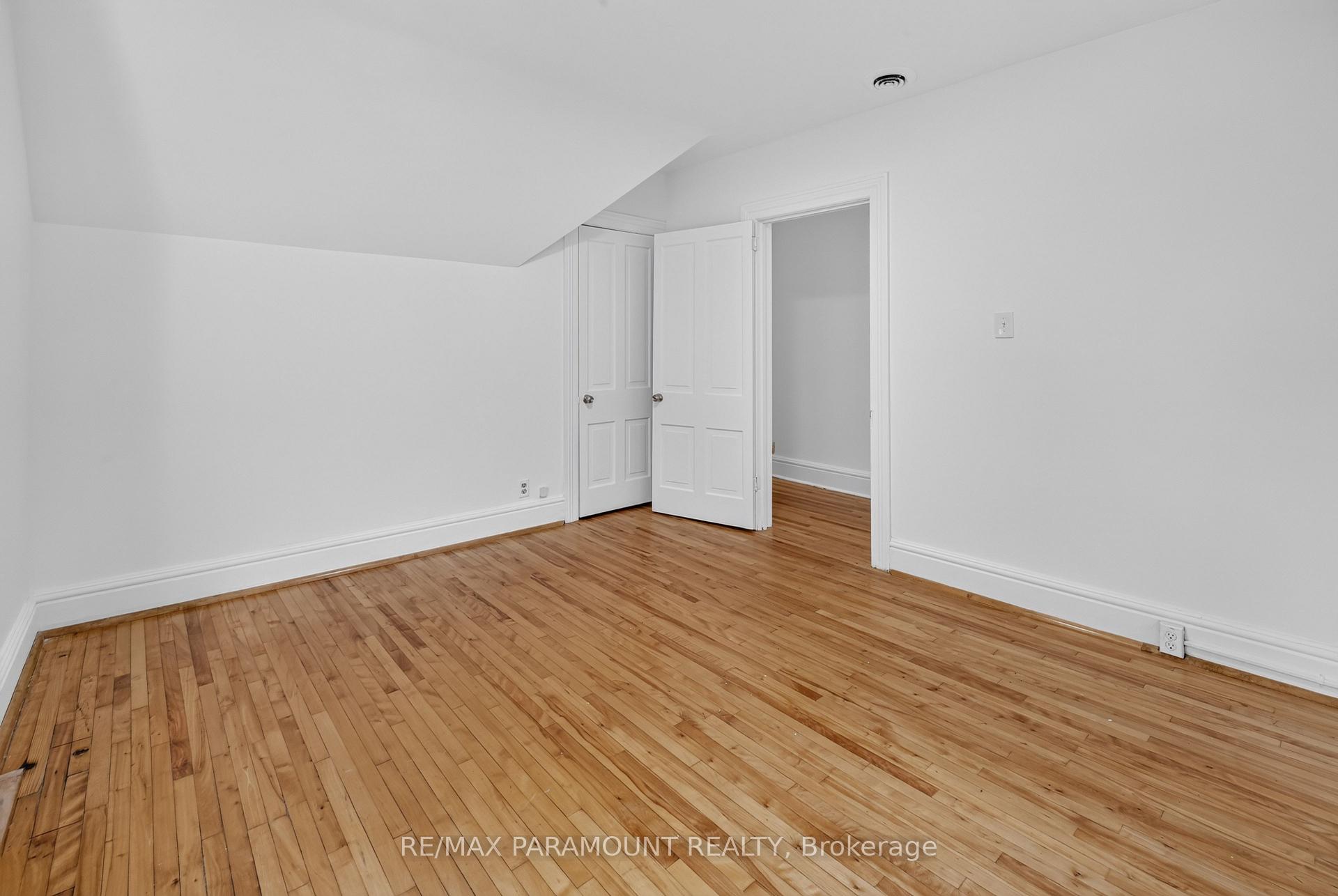 Photo 37 of 83 Concession Street, Cambridge, Christopher-Champlain — HOMEH